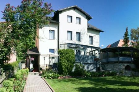 Pension Am Kirschberg Веймар Экстерьер фото