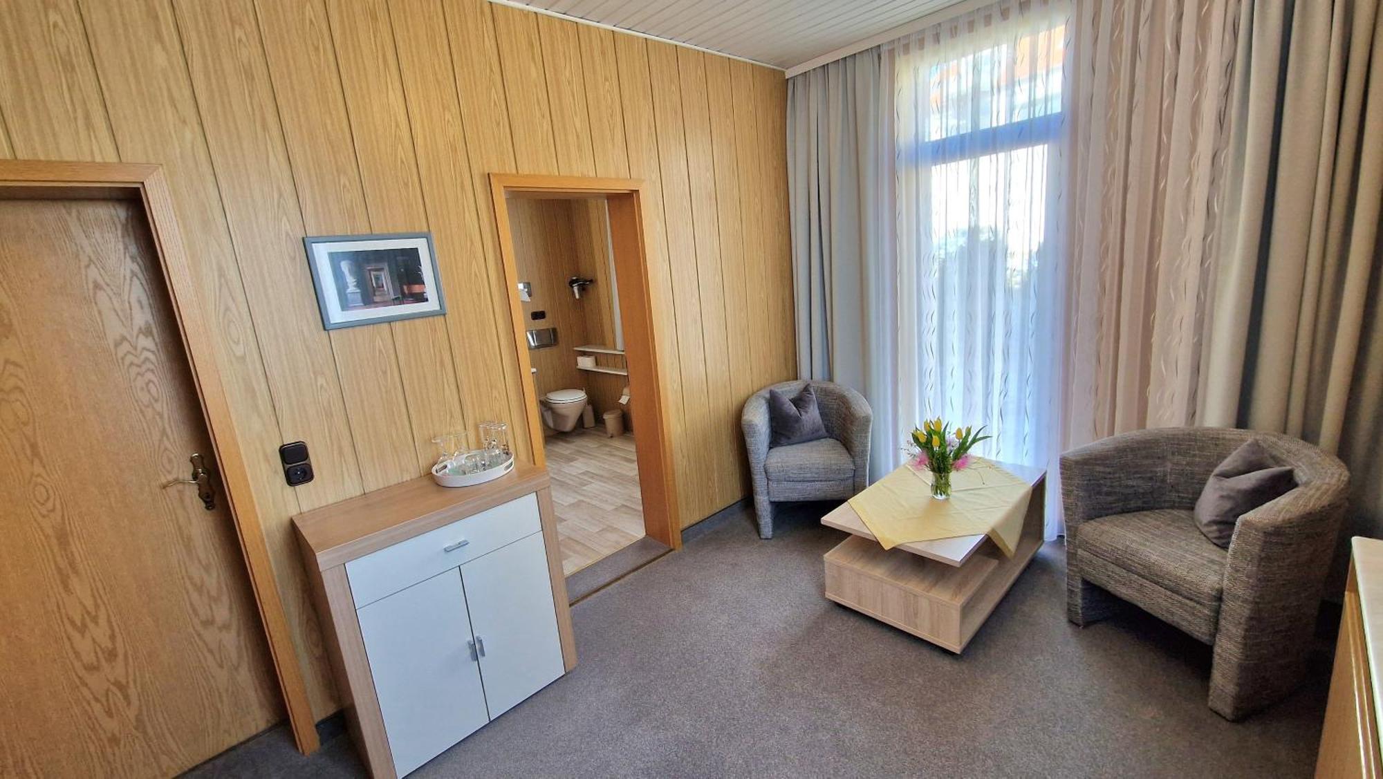 Pension Am Kirschberg Веймар Экстерьер фото